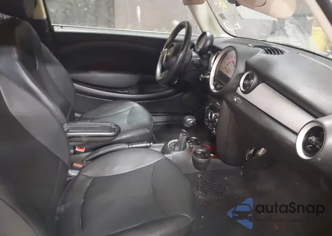 2013 Mini Hardtop Cooper z USA, uszkodzony, nr VIN WMWSU3C58DT692502